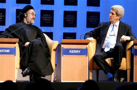 Mohammad Khatami, ex-président iranien, et John Kerry